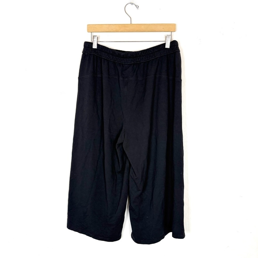 lululemon dream on cropped pants in black - Picture 6 of 10